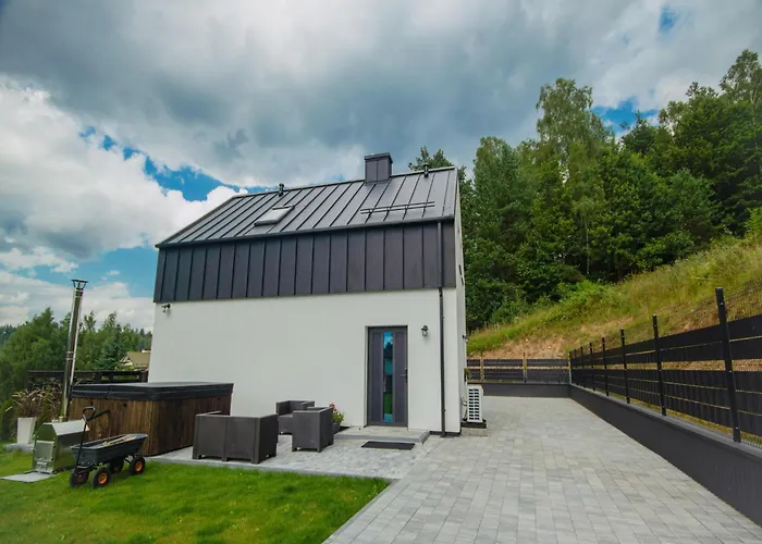 A Comfortable House In Kashubia For 4 People * Голубе