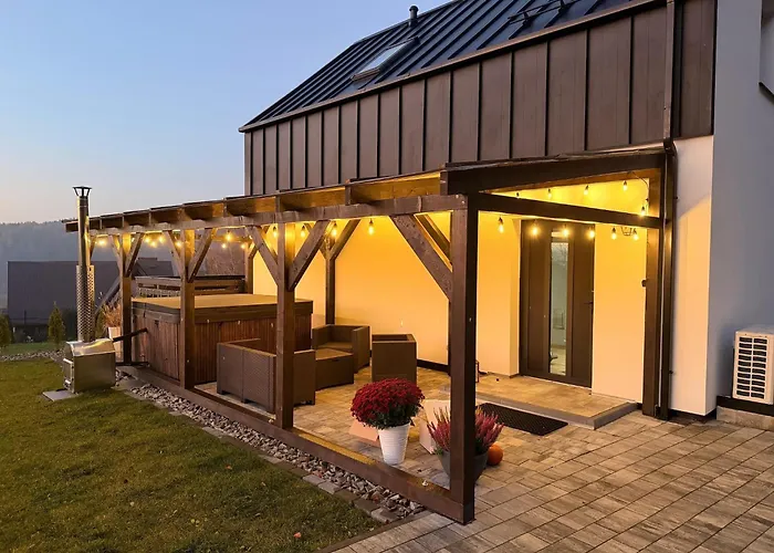 A Comfortable House In Kashubia For 4 People Дом отдыха Голубе